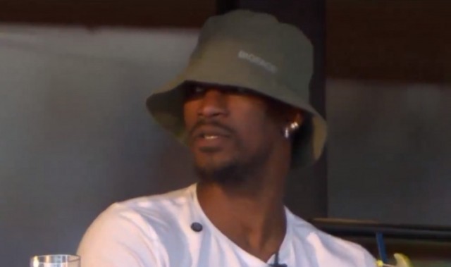 九城游戏中心官网-心情美丽！巴特勒现场观看好友阿尔卡拉斯的网球赛